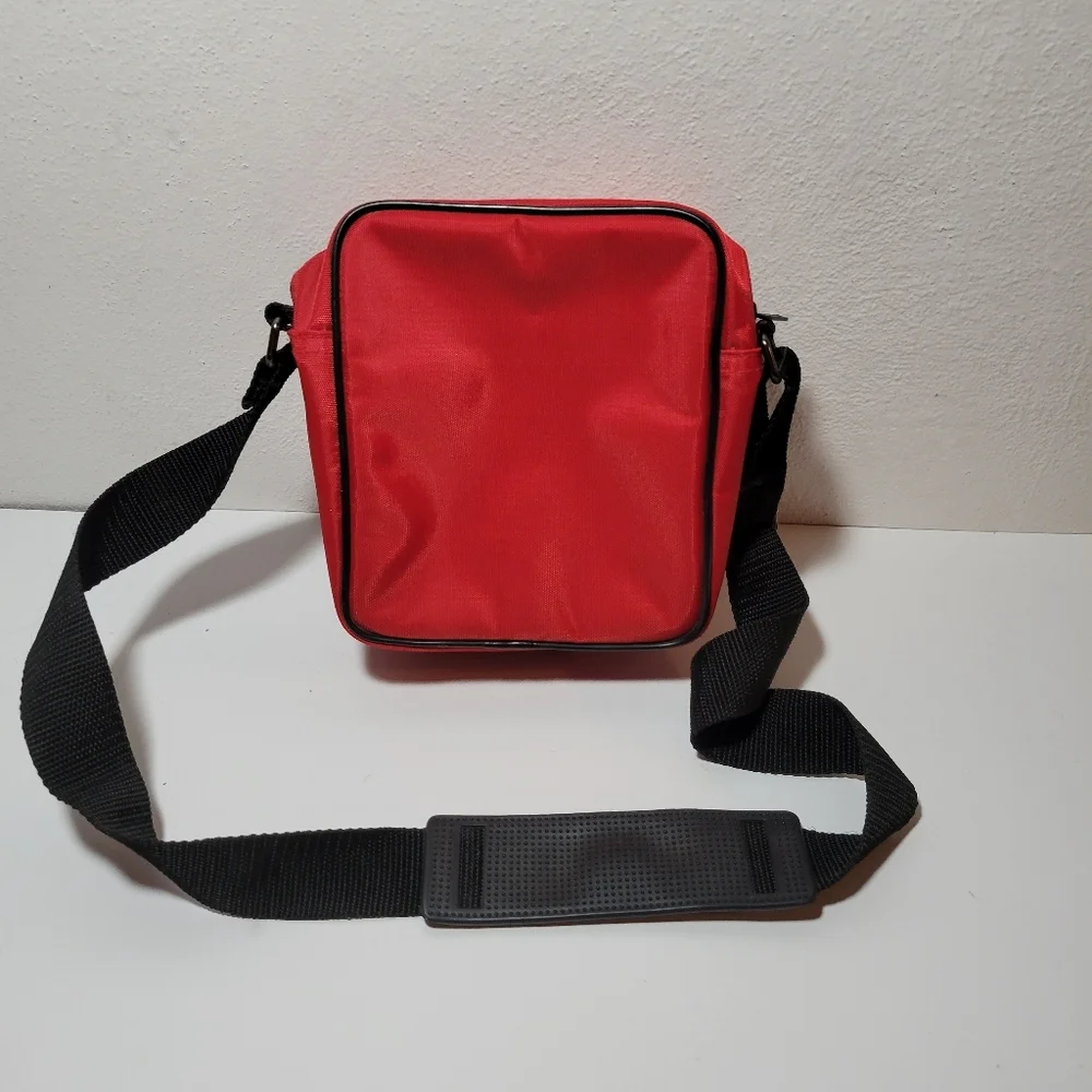 Lebo Voyager Camera bag with strap red and black